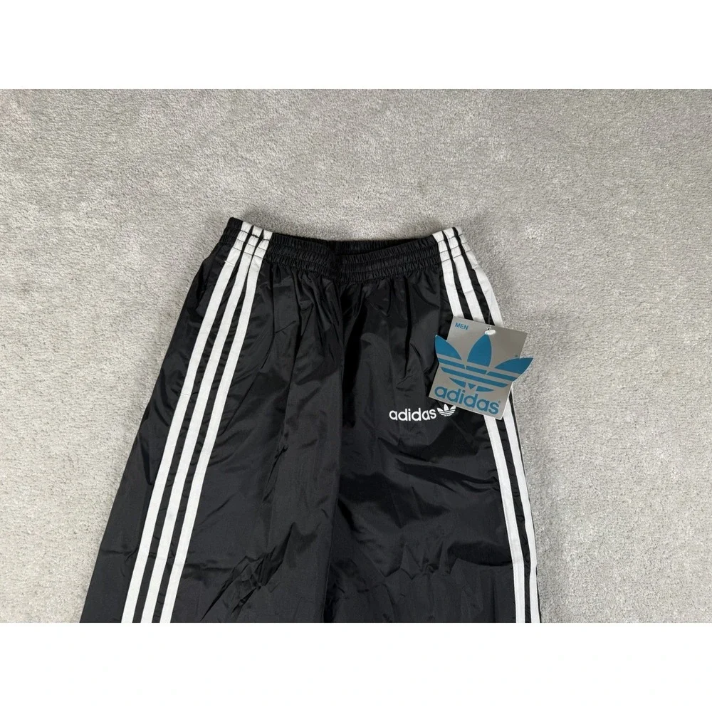 Vintage Adidas Pants Mens Small Black Windbreaker Nylon Taiwan 3-Stripe Logo DS